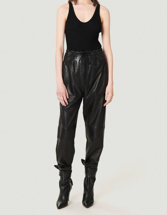 ELISON RIBBED SCOOP TANK TOP